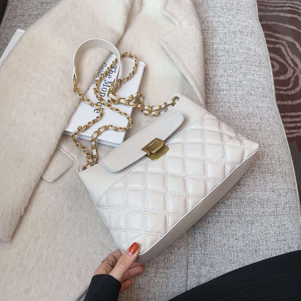 Gge Chain Small Bag For Women's New Fashionable And Versatile Cross Shoulder Underarm Quality Classic B2