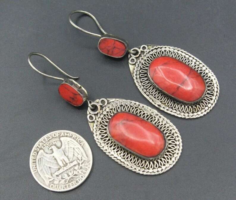 Hecheng's new fashionable turquoise exaggerated pendant earrings, feminine court earrings
