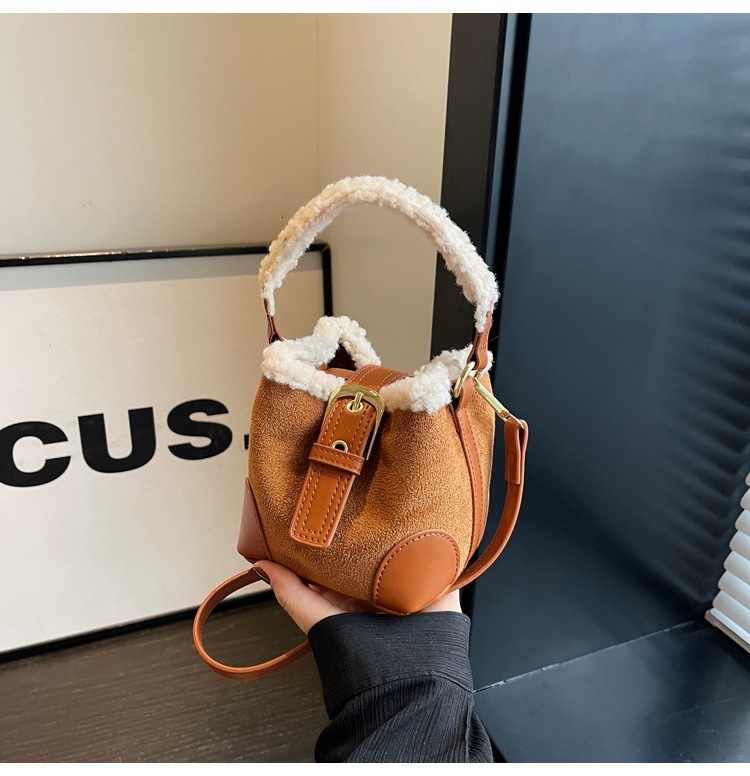 Crossbody Bags Women Shoulder Bag Casual Retro Plush Bag Versatile Plush Designer Bags Purse And Handbags