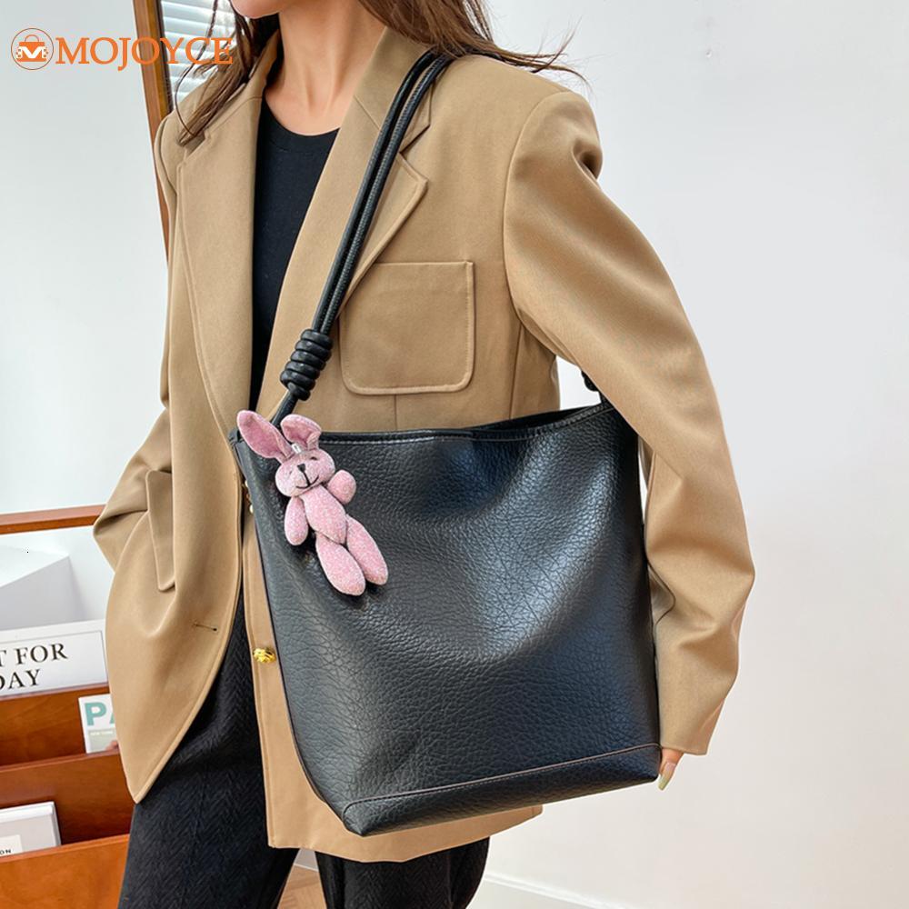 High Quality Shoulder With Rabbit Pendant Ladies PU Leather Bucket Solid Commuter Handbags Large Capacity Women Tote Bag