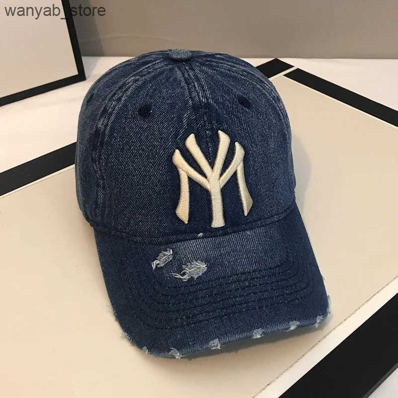 Ball Caps Retro mens denim baseball cap 3D embroidered hole denim cap womens fashionable Distressed adjustable snap cap dad cap L240910
