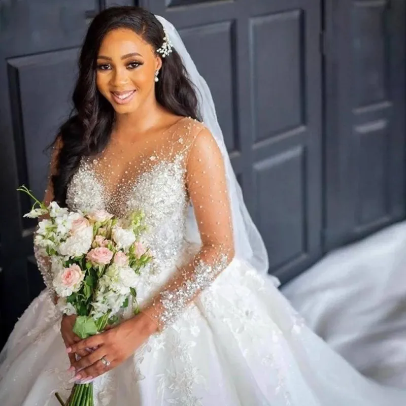 Luxury Beading Top Ball Gown Wedding Dresses Lace Appliques Princess Bridal Gown with Long Sleeves Sweep Train Vestido De Festa