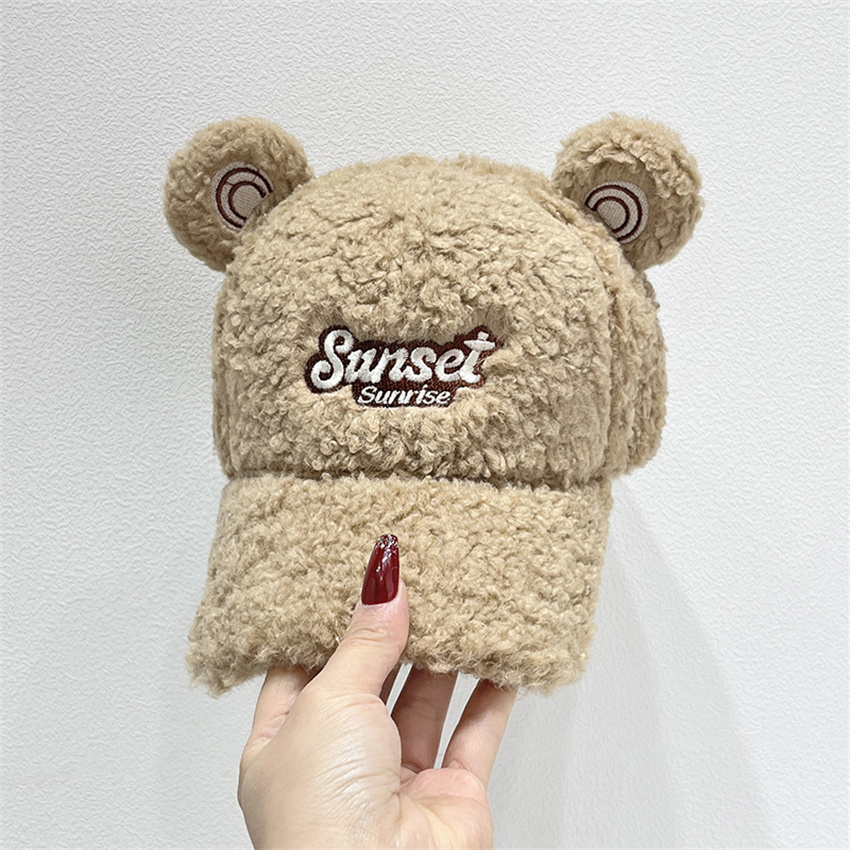 Fashion Designer Baseball caps hat Men Women fitted hats Luxury embroidered baseball caps Adjustable cap Free shipping B-04