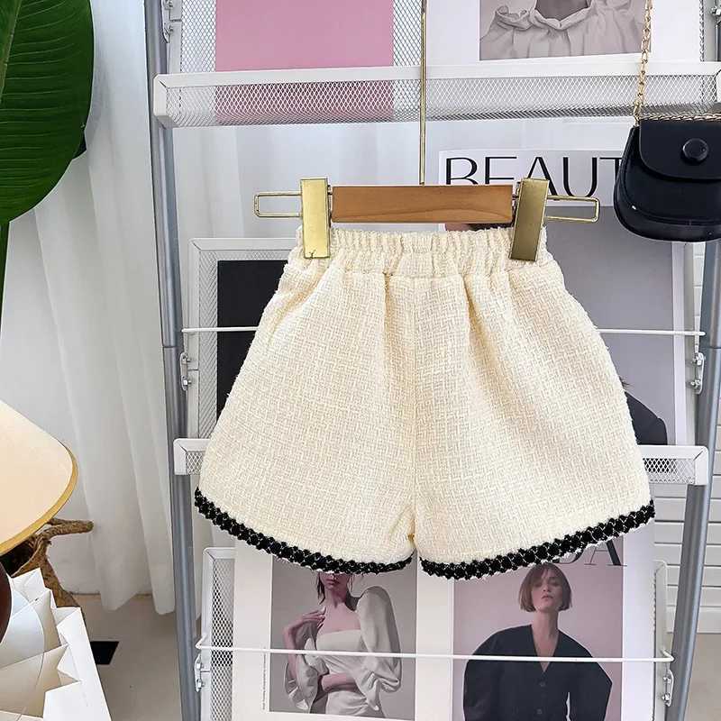 Clothing Sets Childrens Clothing Sets Lace Coat + Shorts 2pcs Sets Kids Clothes Girls Infant Designer Clothes Kids Boutique Clothes Y241129R2BH