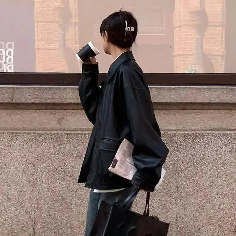 Spring Autumn Solid Color Turndown Collar Long Sleeve Leather Clothing Women High Street Zipper Patchwork Button Cardigan 241129