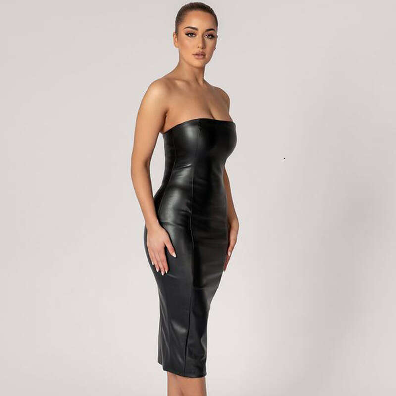 Solid color PU leather, fashionable stylish, slim fit bra and sexy mid length with a slit back. Women's dress