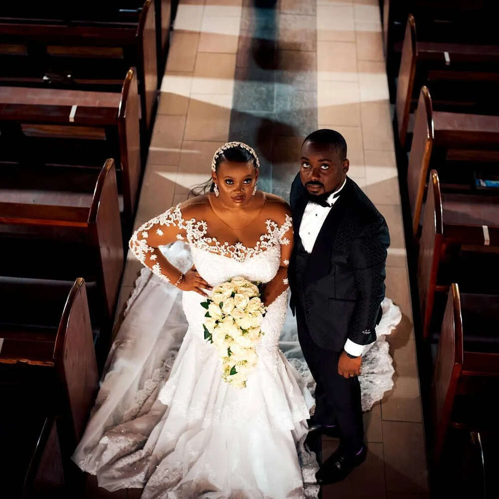 Size Arabic Ebi Plus Aso Luxurious Lace Beaded Sheer Neck Long Sleeves Bridal Dresses Sexy Vintage Wedding Gowns Zj