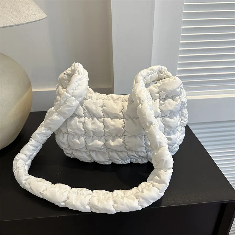 Quilted Pleated Shoulder Bags for Women Padded Bag Nylon Handbags Bucket Purse Cloud Bubbles Hobo Puffer Tote 241128