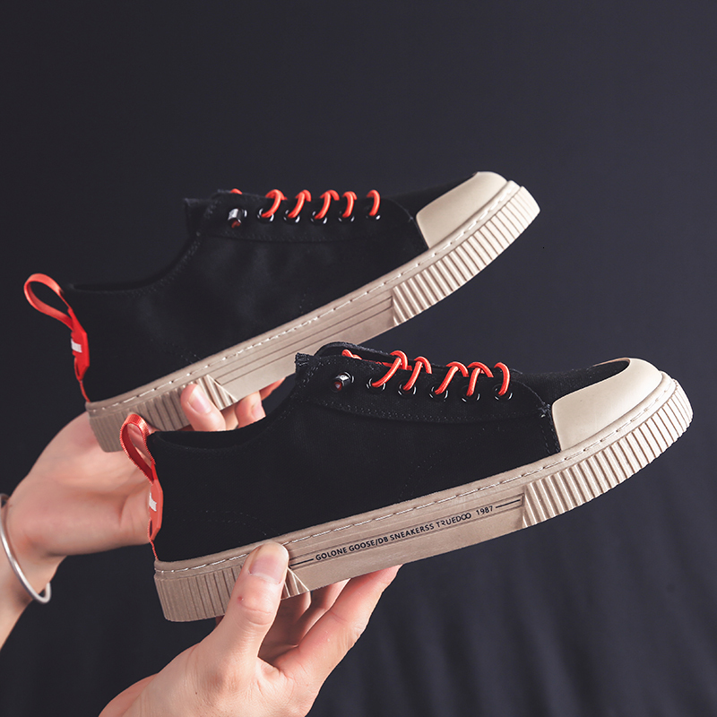 New men's canvas breathable cloth Instagram fashion work board shoes kick lazy designer casual shoes versatile trendy board shoes