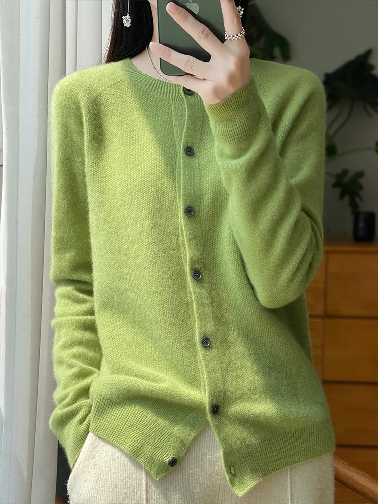 100% Merino sweater womens first-line ready cashmere cardigan solid color autumn and winter womens top 241128