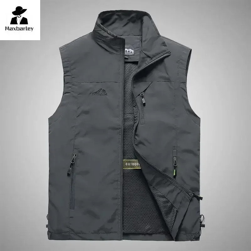 Autumn Men Waistcoat Outdoor Leisure Solid Sleeveless Jacket Young Middleaged Pography Fishing Casual Vest Male summer 241129