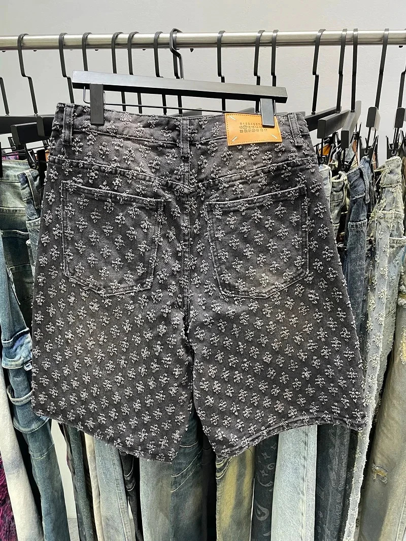 Fashion Casual Summer Light Blue Distressed Men Denim Shorts Smart Straight Leg Loosen Male High Street Niche n 241126