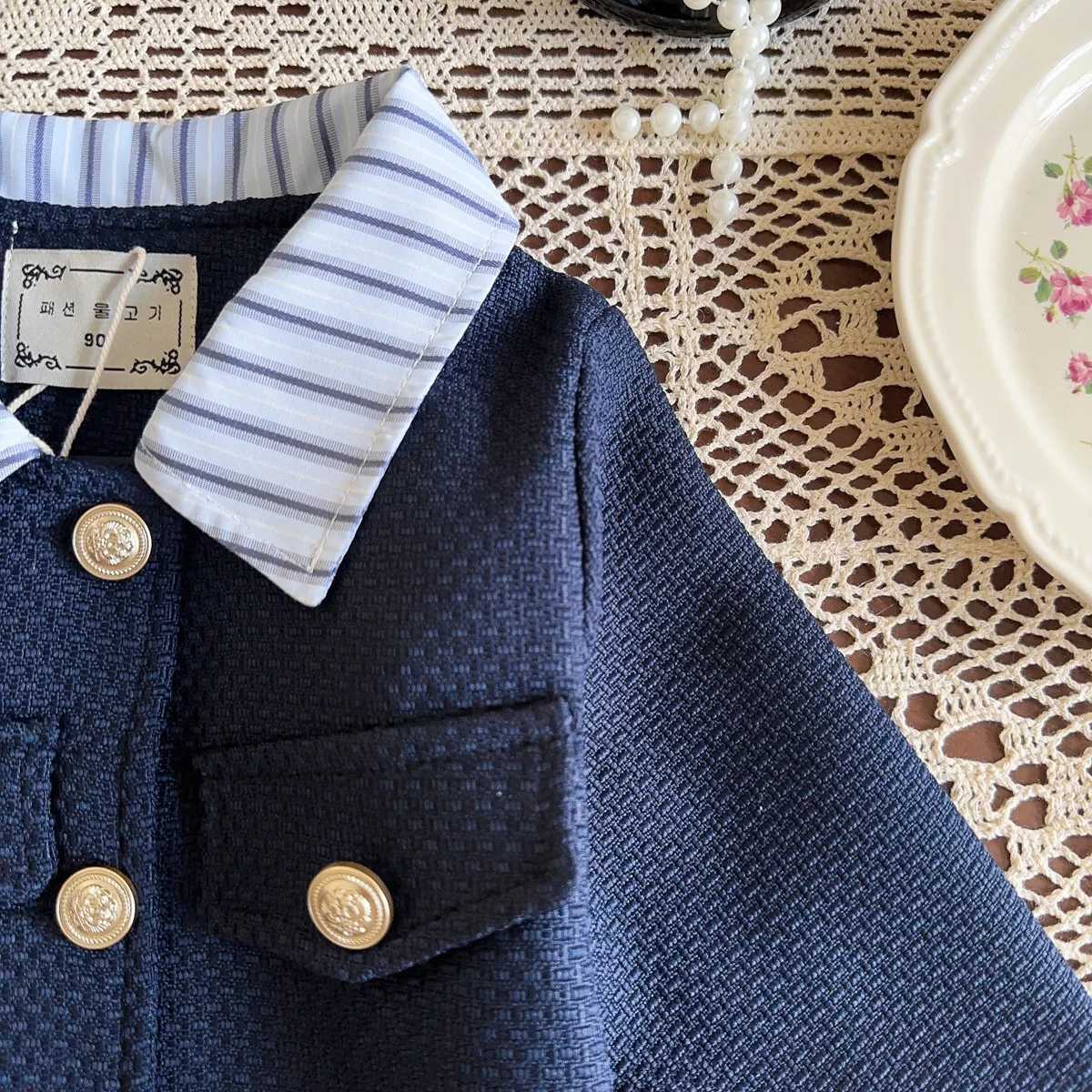 Clothing Sets Childrens Clothing Sets Lapel Single Breasted Coat + Pleated Skirt Kids Clothes Girls Winter Clothes for 2 To 7 Years Boutique Y2411290Z