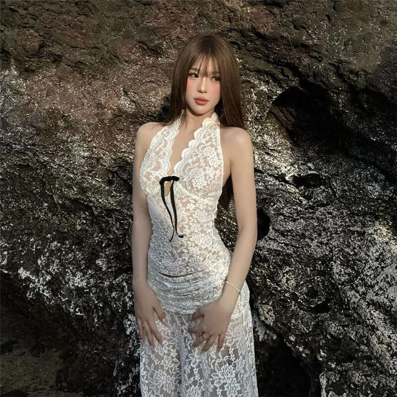 Wind 2024 autumn new women's clothing elegant white lace sleeveless top tassel slim fit short skirt