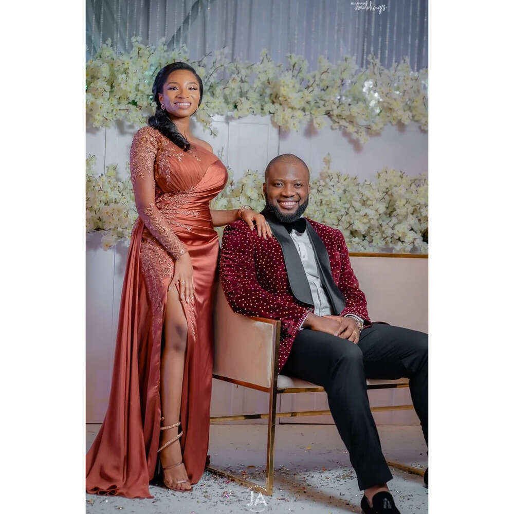 Size Arabic Plus Aso Ebi One Shoulder Mermaid Prom Dresses Lace Beaded High Split Evening Formal Party Second Reception Bridesmaid Gowns Dress Zj