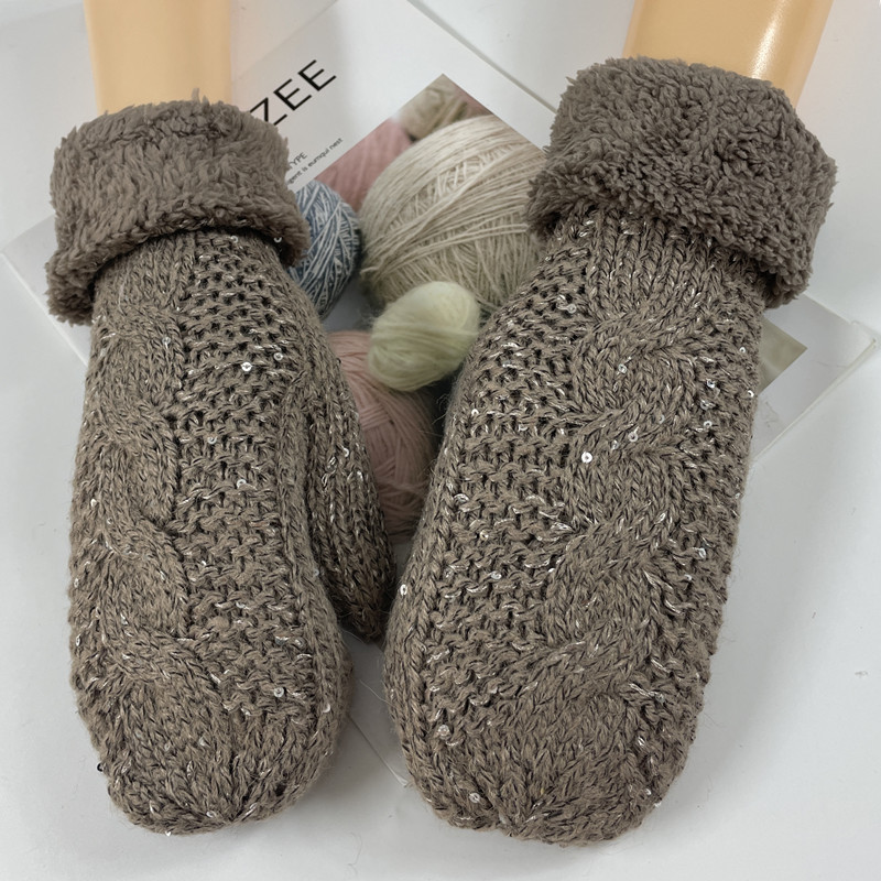 Manufacturer direct sales of women's knitted gloves with thick velvet and finger cots wholesale of winter outdoor warm woolen gloves