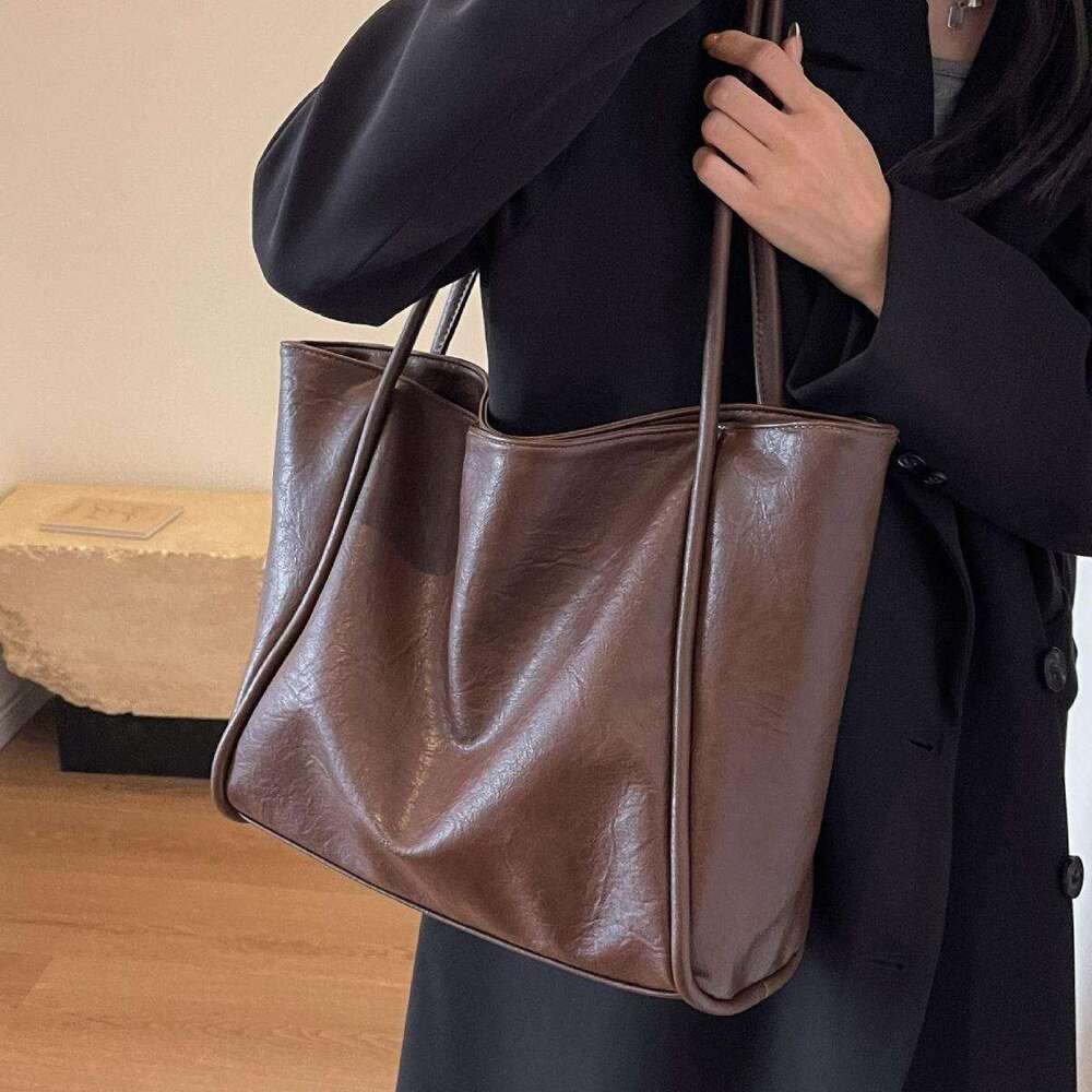 Large Capacity Bag, Women's Autumn Versatile New Style, Fashionable And Simple, One Shoulder Texture, Class Commuting Tote, Classic B1