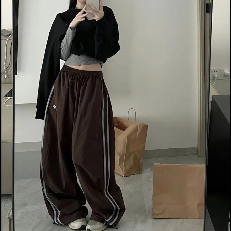 Y2K Women Cargo Pants Vintage Streetwear Baggy Wide Leg Sweatpants Casual Drawstring Oversize Pockets Tech Fashion Trousers Z260314