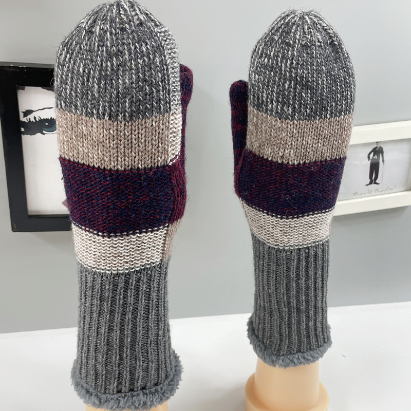 Autumn and winter women's gloves European and American velvet thickened anti cold outdoor warm wool knitted finger bag gloves