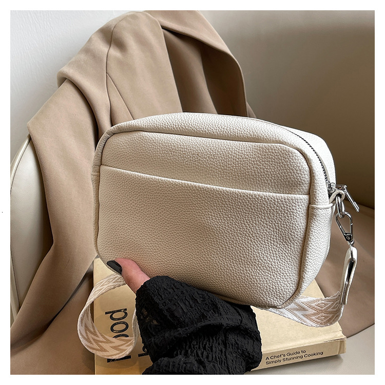 Cross Border New Women's Bag With Wide Shoulder Straps Fashionable And Simple Casual Single Shoulder Crossbody Bag Solid Color PU Small Square Ba