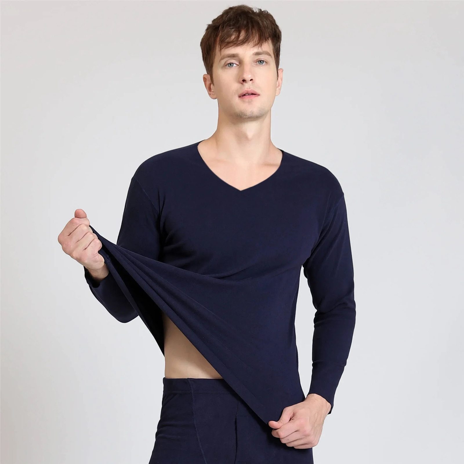 2 pieces of seamless mens long sleeved underwear for autumn mens plus size V-neck thin velvet autumn clothing top 3XL-7XL 241122