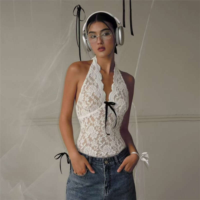 Wind 2024 autumn new women's clothing elegant white lace sleeveless top tassel slim fit short skirt
