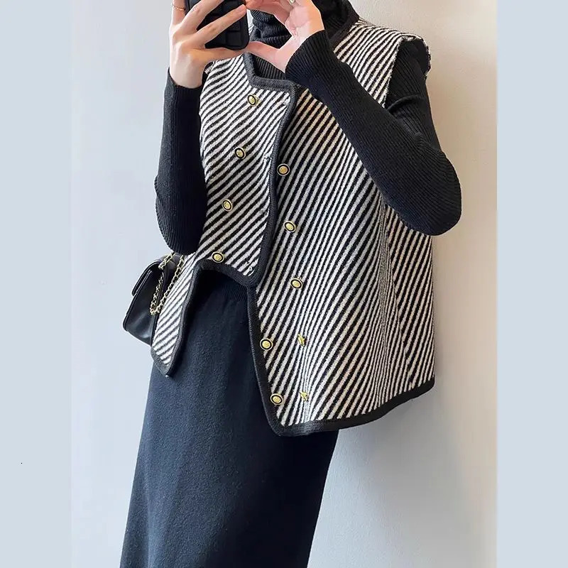 Spring Autumn Korean Irregular Short Vests Sleeveless Patchwork Allmatch Striped Vest Jacket Vintage Fashion Women Clothing 241129