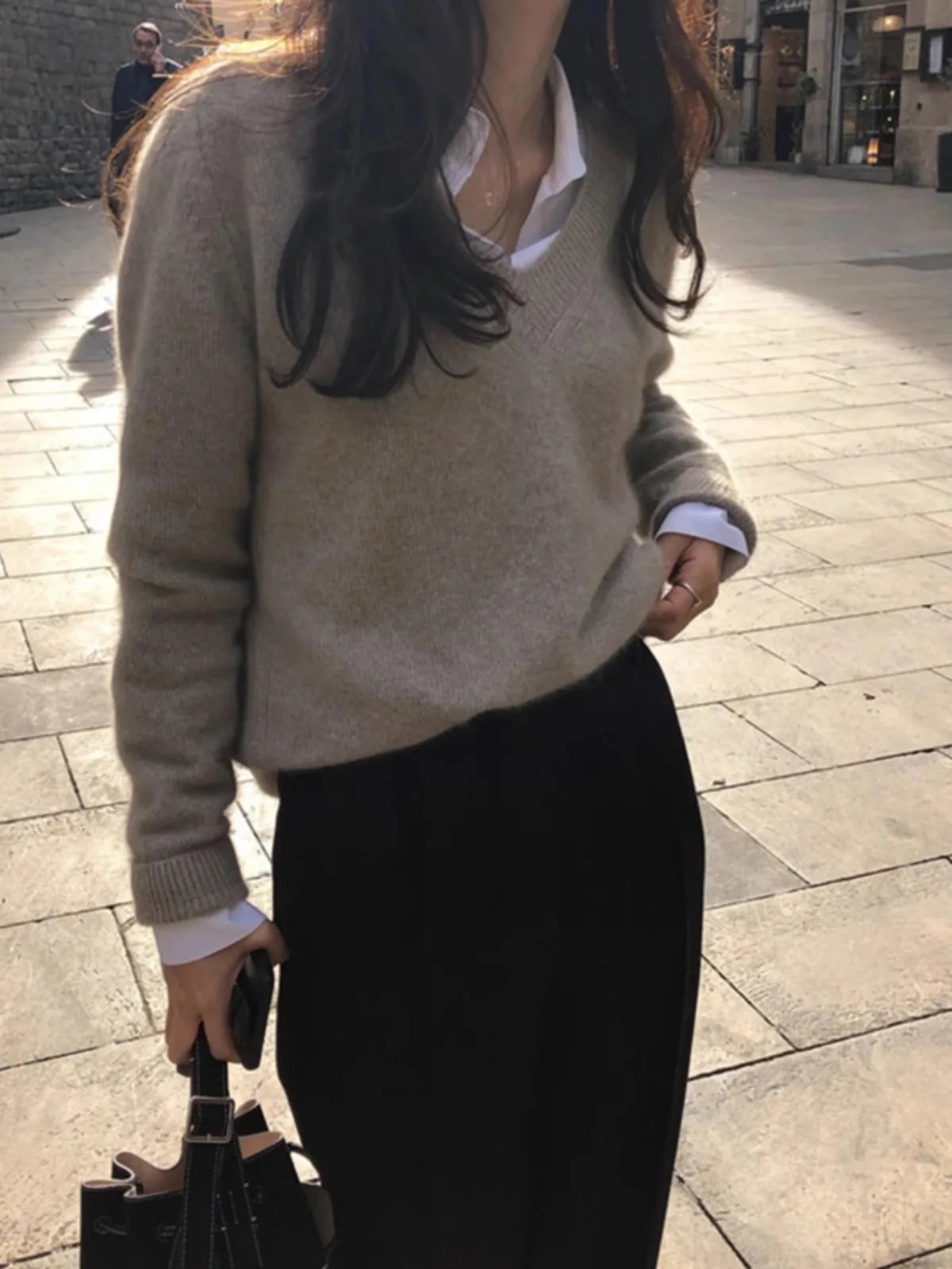 Mens V-neck 100% pure cashmere sweater Womens brushed autumn and winter loose wool sweater 241128