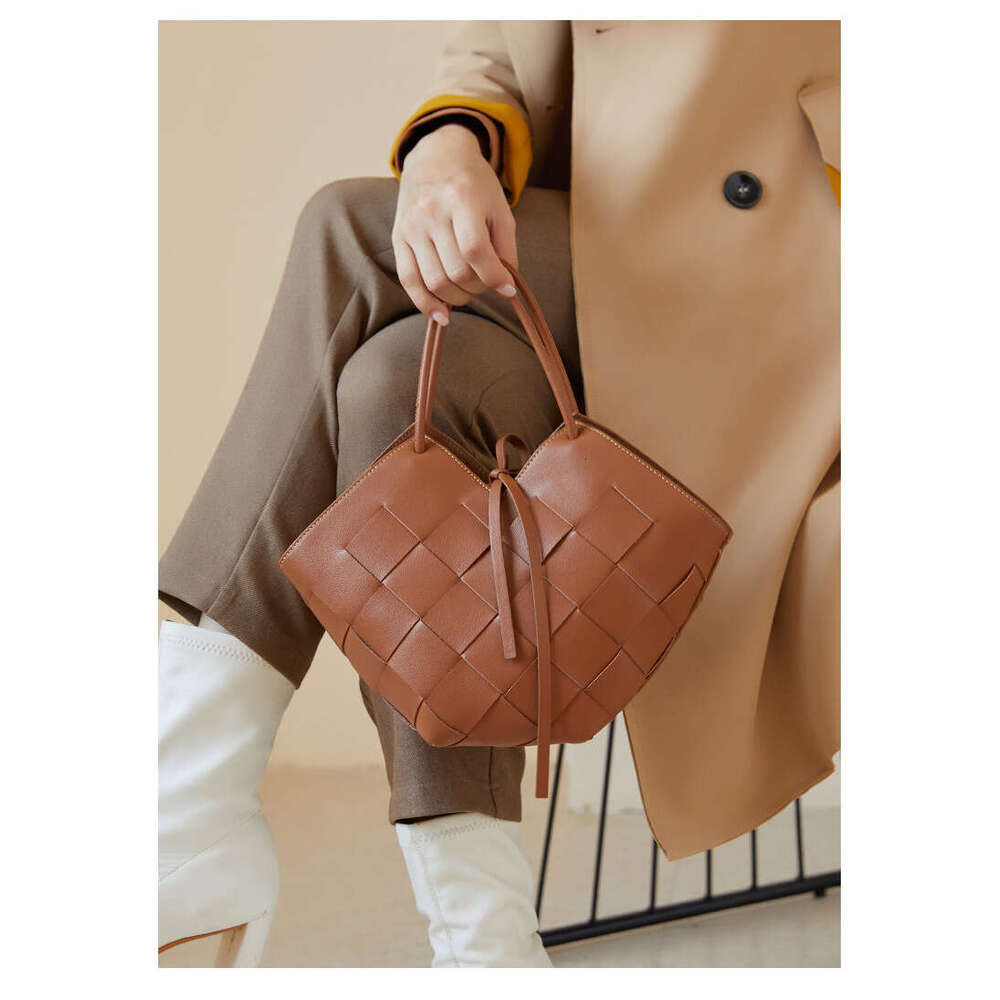 LEMON KOKO Women's Design Portable Brand New Original Woven Single Shoulder Crossbody Bag Large Capacity Women's Bag