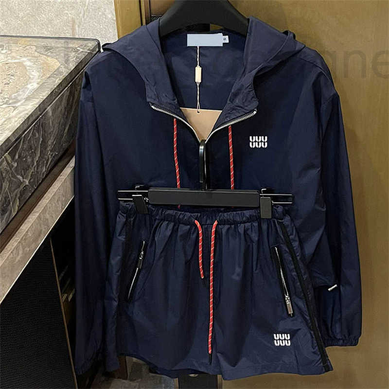 Women's Two Piece Pants Designer Unisex Sun Protection Set Two Piece Pants Outdoor Jacket Windbreaker Elastic Shorts Casual Sport Set 2K6B