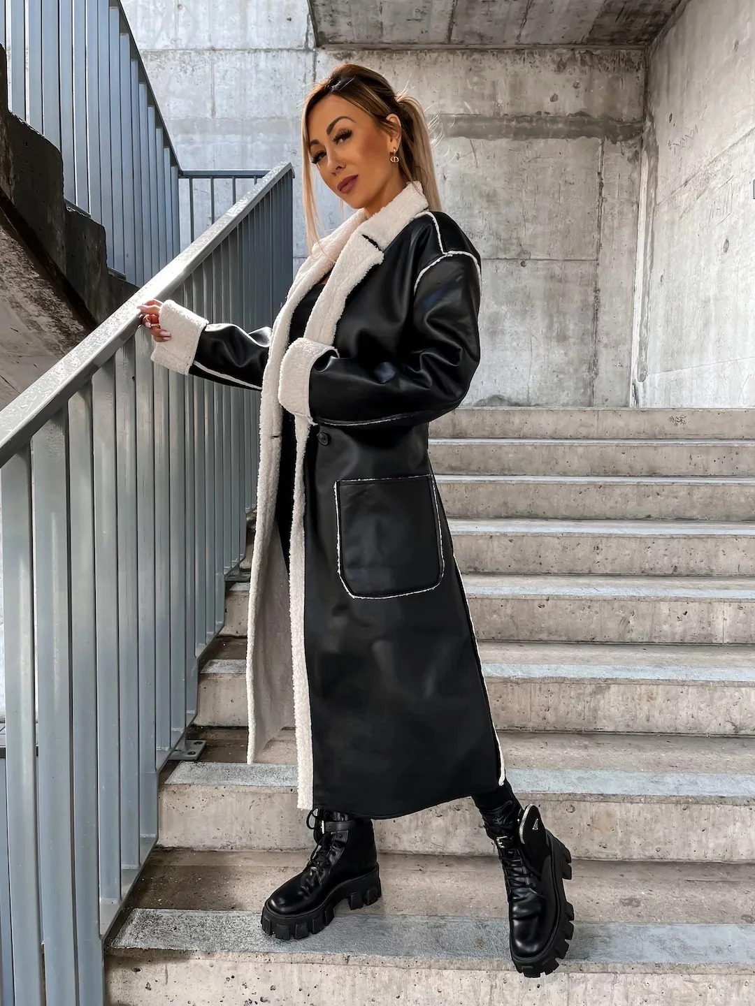Autumn And Winter New Casual Leather Thickened Pockets Long Windbreaker With Belt Loose Fashion Coat For Women