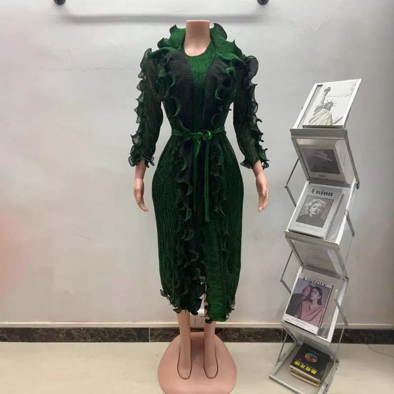 2024 Womens Dress Set with Mushroom Lace Long Sleeve Mesh Coat Large Size Tank Top Skirt Tight Sexy Two Piece 241129