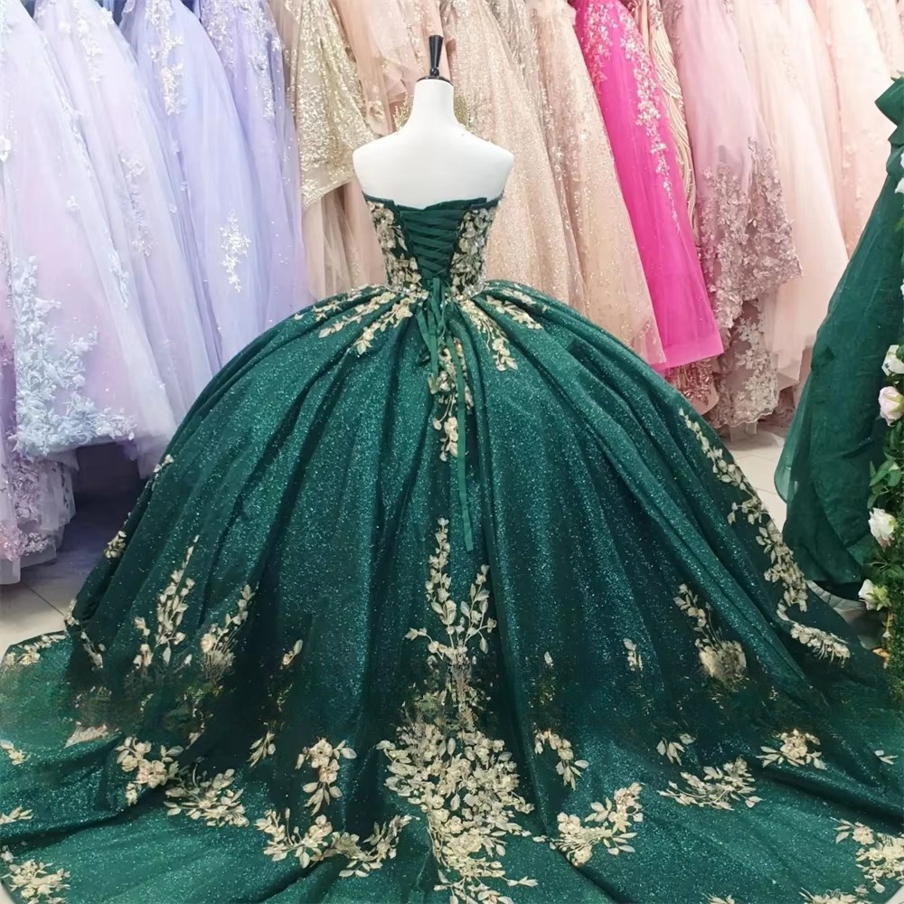 Emerald Green Appliques Quinceanera Dresses Ball Gown Sweetheart Lace-Up Party Dress Beauty Pageant Gowns Sweet 16 Customized