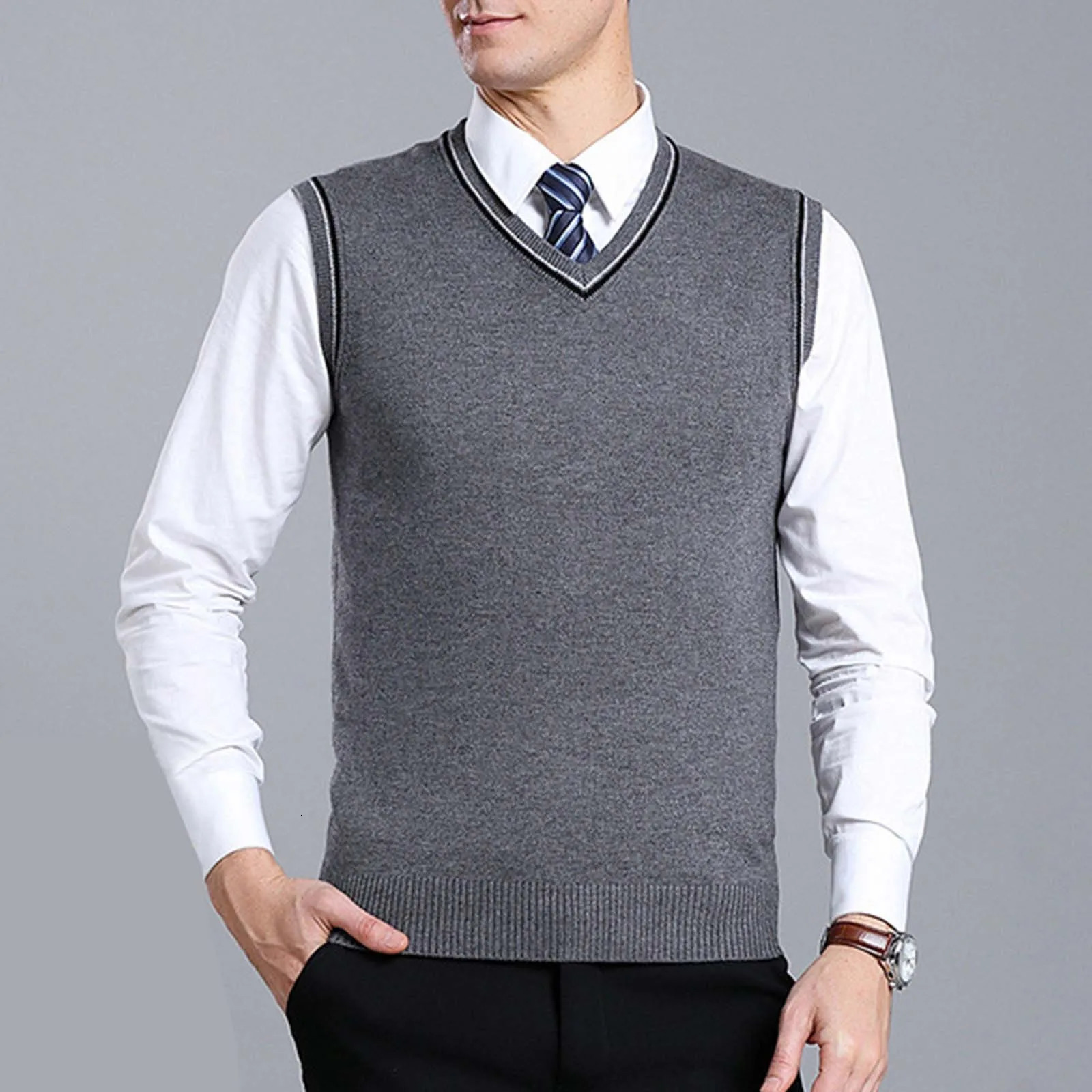 Men Knitted Sweater Vest Top Quality Autum Winter Fashion Slim Fit Knit V Neck Trendy Woolen Sleeveless Vests 241129