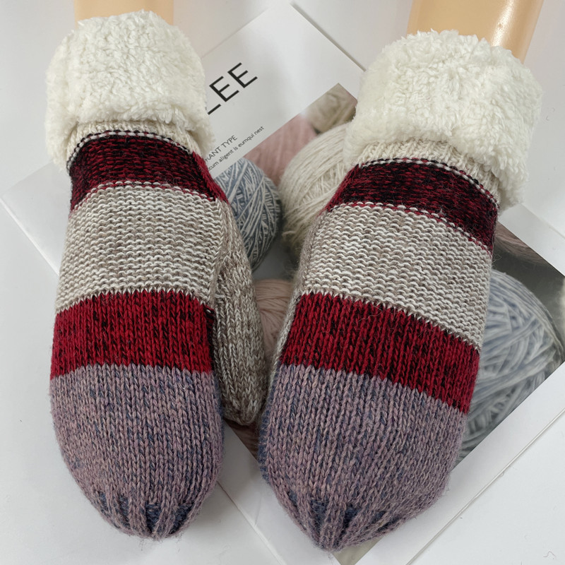 Autumn and winter women's gloves European and American velvet thickened anti cold outdoor warm wool knitted finger bag gloves