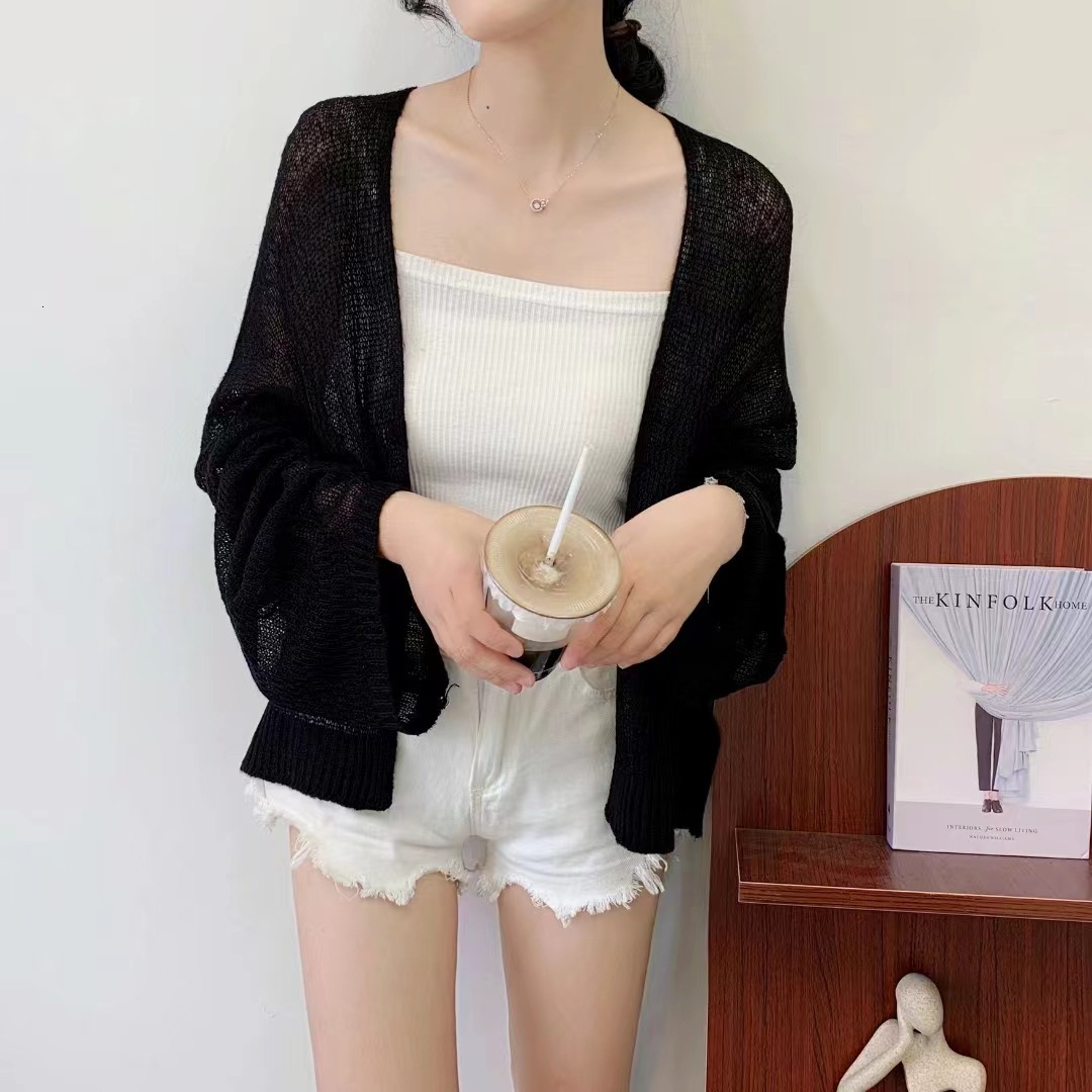 New women's thin knitted cardigan, new sunscreen clothing, long sleeved loose lazy style designer jacket