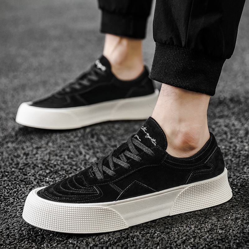 Youth Outdoor hot Soccer Shoes, Fashionable Student Board - Summer Low Top Thick Sole Shoes Men, Lightweight for Daily Use