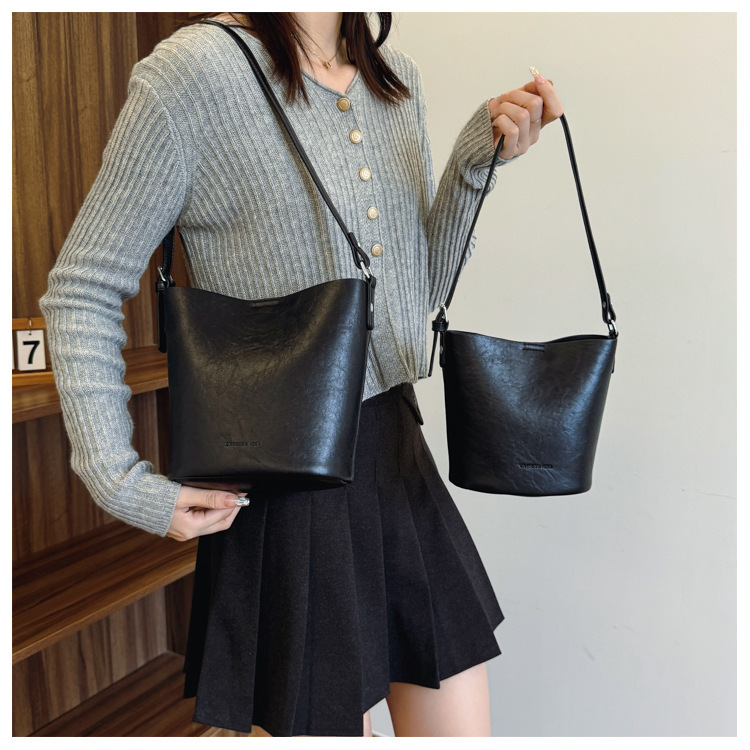 This Year's Are Large Capacity New Casual Shoulder Crossbody For Women's Bucket Designer Bags Handbags Women