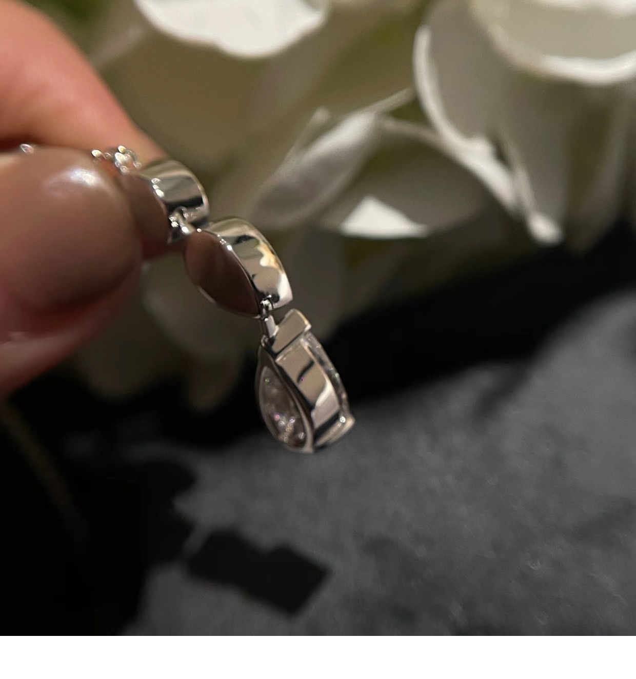 Genuine 100% S925 Sterling Silver Water Drop Pendant Classical Jewelry Pear Cut White Moissanite Diamond Tear Party Women Wedding Tassels Clavicle Nec