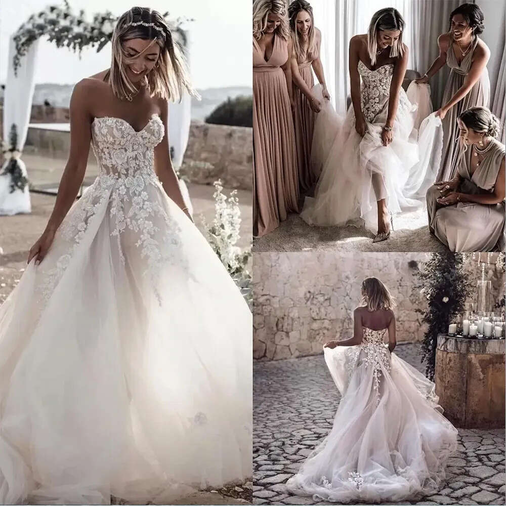 Line A Sexy Tulle Sweetheart Wedding Dresses Romantic Lace Appliques Beaded Bohemian Country Bridal Gowns Open Back Sweep Train Second Reception Dress