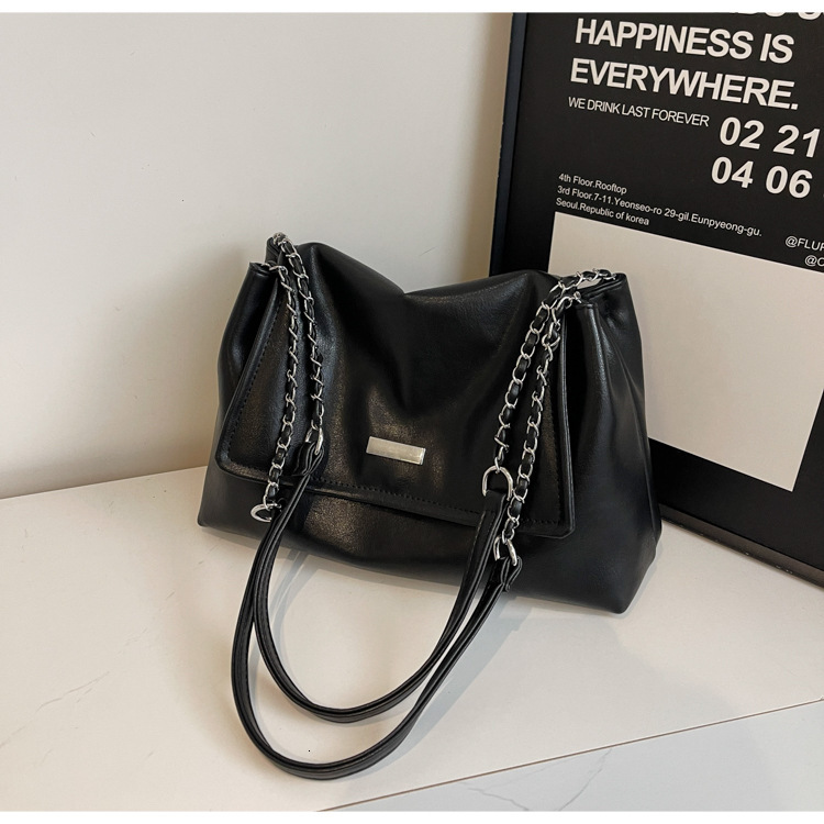 2025S designer new large capacity shoulder niche fashionable women versatile tote premium texture crossbody bag