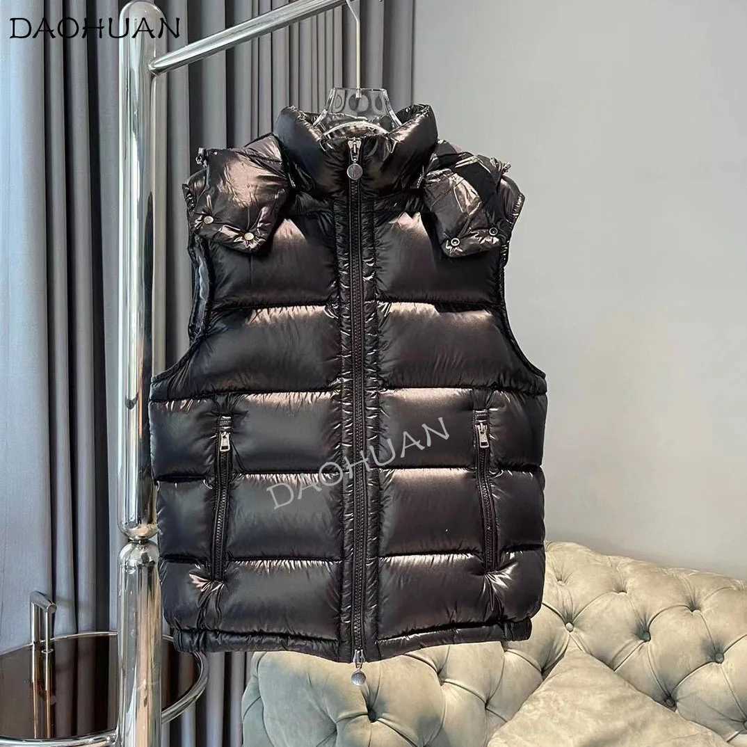 Men's Down Parkas Classic Mens And Womens Winter Warm lightweight Vest Down Jacket with The Same lightweight CROFTON Couple Vest Mens An z241129