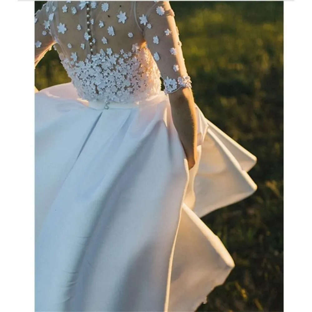 E 2024 Wedding A Country Dresses V Neck Hand Made Wers Half Sleeves Satin High Low Length Plus Size Party Dress Bridal Gowns 403 Lz0304