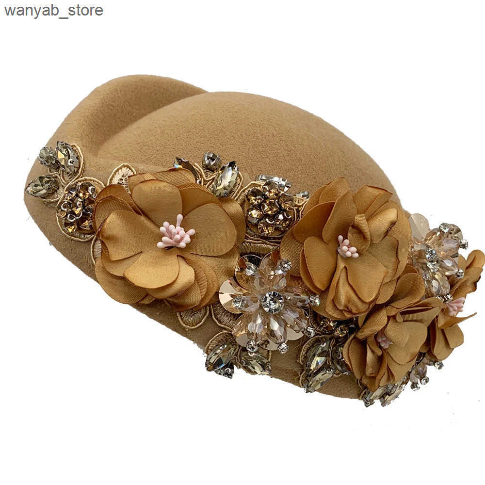 Berets Vintage Felt Turban Hat For Women Church Derby Fascinator With Flower Ladies Soft Beret Caps For party Airline Stewardess Hat L240910