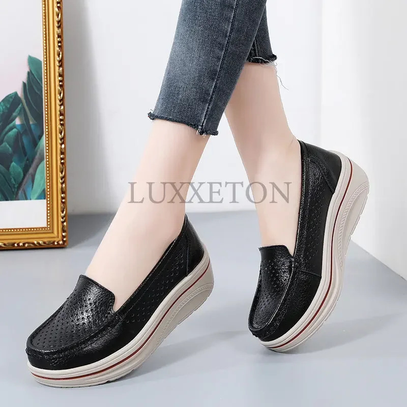 Womans Casual Shoes Leather Hollow Flat Loafers Slip on Ladies Moccasins Breathable Women Platform Sneakers Zapatos Mujer 241126