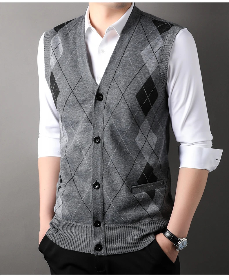 Mens Cardigan Sweater Vest with Autumn and Winter Warm Slim Knit Waistcoat for Men 241129
