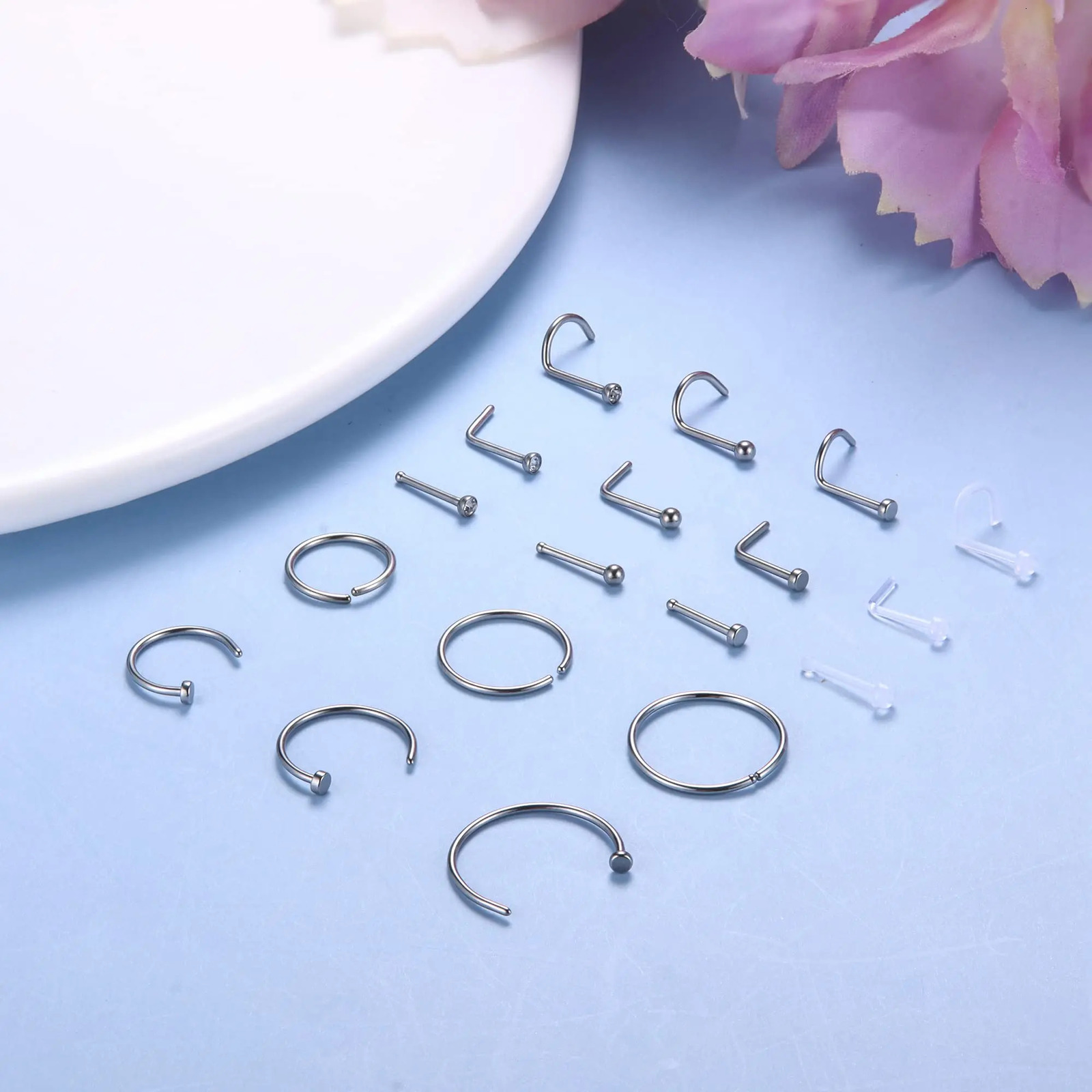 1PCS Hypoallergenic Nose Ring Studs for Sensitive Skin 20G Hoops Women Men 2mm Small Piercing Jewelry 241125