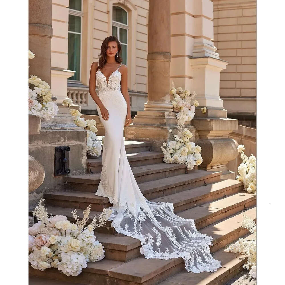 Lace Wedding Mermaid Backless Sexy Dresses Spaghetti Straps Appliques Western Long Train Bridal Gowns Elegant Robes De Mariage Bc