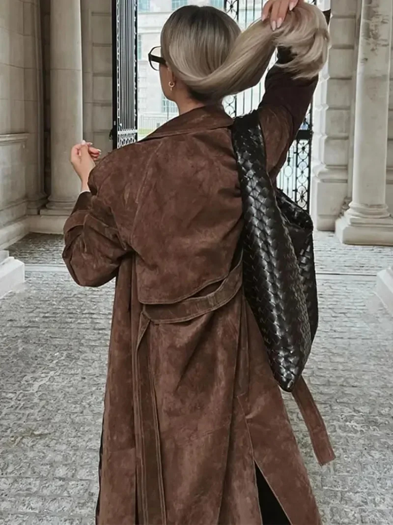 Autumn Suede Leather Vintage Brown Long Windbreaker Coat Fashion Belt Full Sleeved Overcoat 2024 Winter Lady High Street Outwear 241121