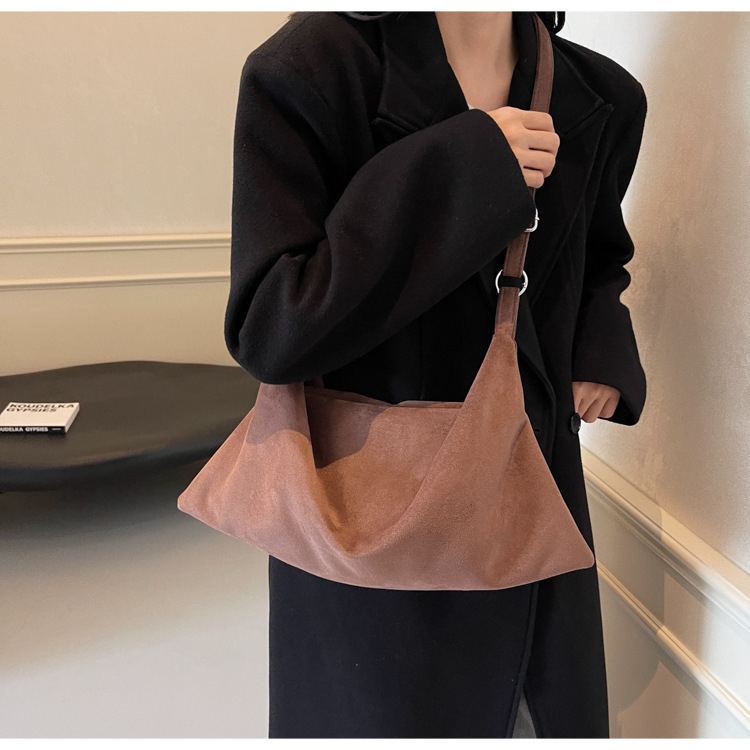 Leisure Commuting For Women, Large Capacity New Autumn And Winter Versatile Single Shoulder Crossbody Bag, Women's Dumpling Bag Designer Bags Han